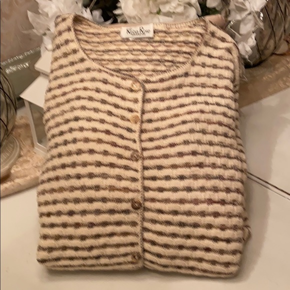 Boxy cardigan sweater cream and beige medium - Picture 7 of 10